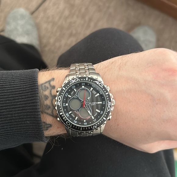 Elgin Quartz Men’s Watch - Picture 2 of 2